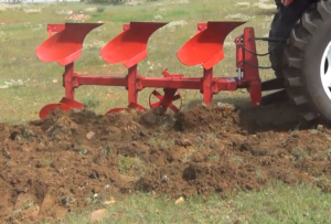 图片16 Hydraulic Furrow Plough